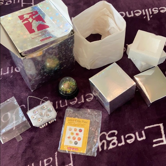 American Girl Vintage Starry Night Accessories Set - Picture 2 of 8